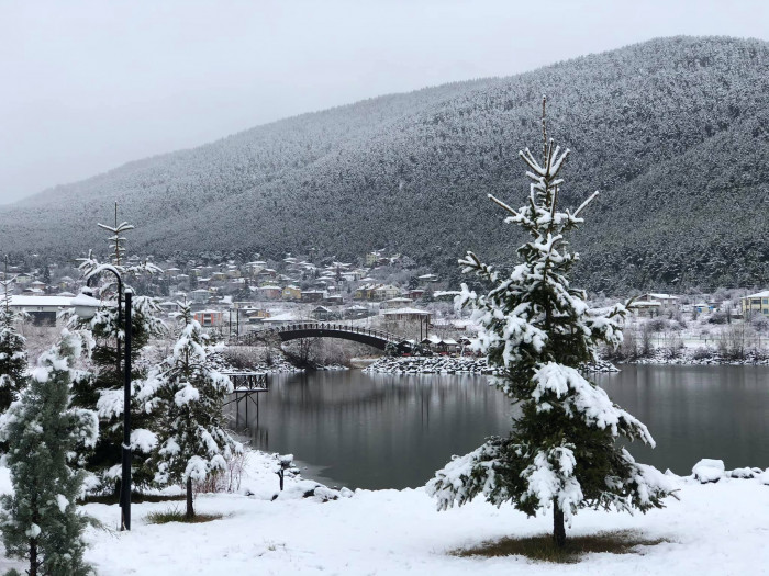 Kızılcahamam'a 2021 yılının ilk karı yağdı