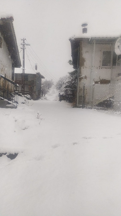 Kızılcahamam'a 2021 yılının ilk karı yağdı